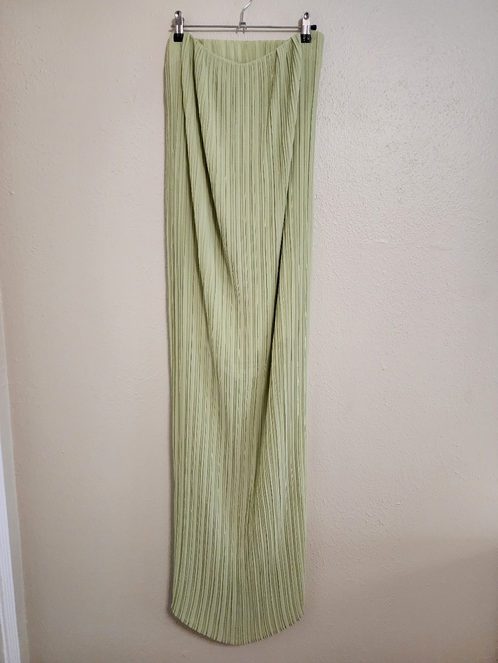 Lulus Yamuna Light Green Pleated Strapless Maxi Dress XS Wedding Party Formal - Picture 7 of 10